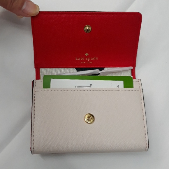 *SOLD* Kate Spade Wallet Darla Cedar Street - Picture 2 of 9